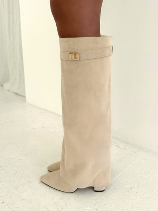 GIGI faux suede folded shark lock boots CREAM