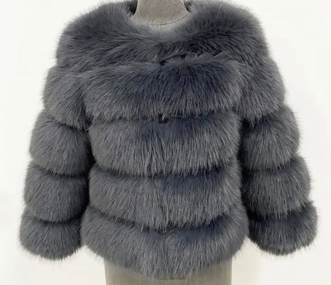 DOLCE faux fur 5 row coat cropped sleeve DARK GREY