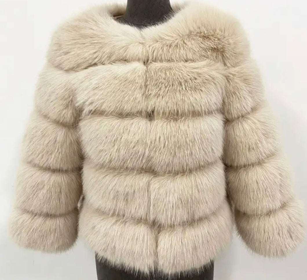 DOLCE faux fur 5 row coat cropped sleeve BEIGE