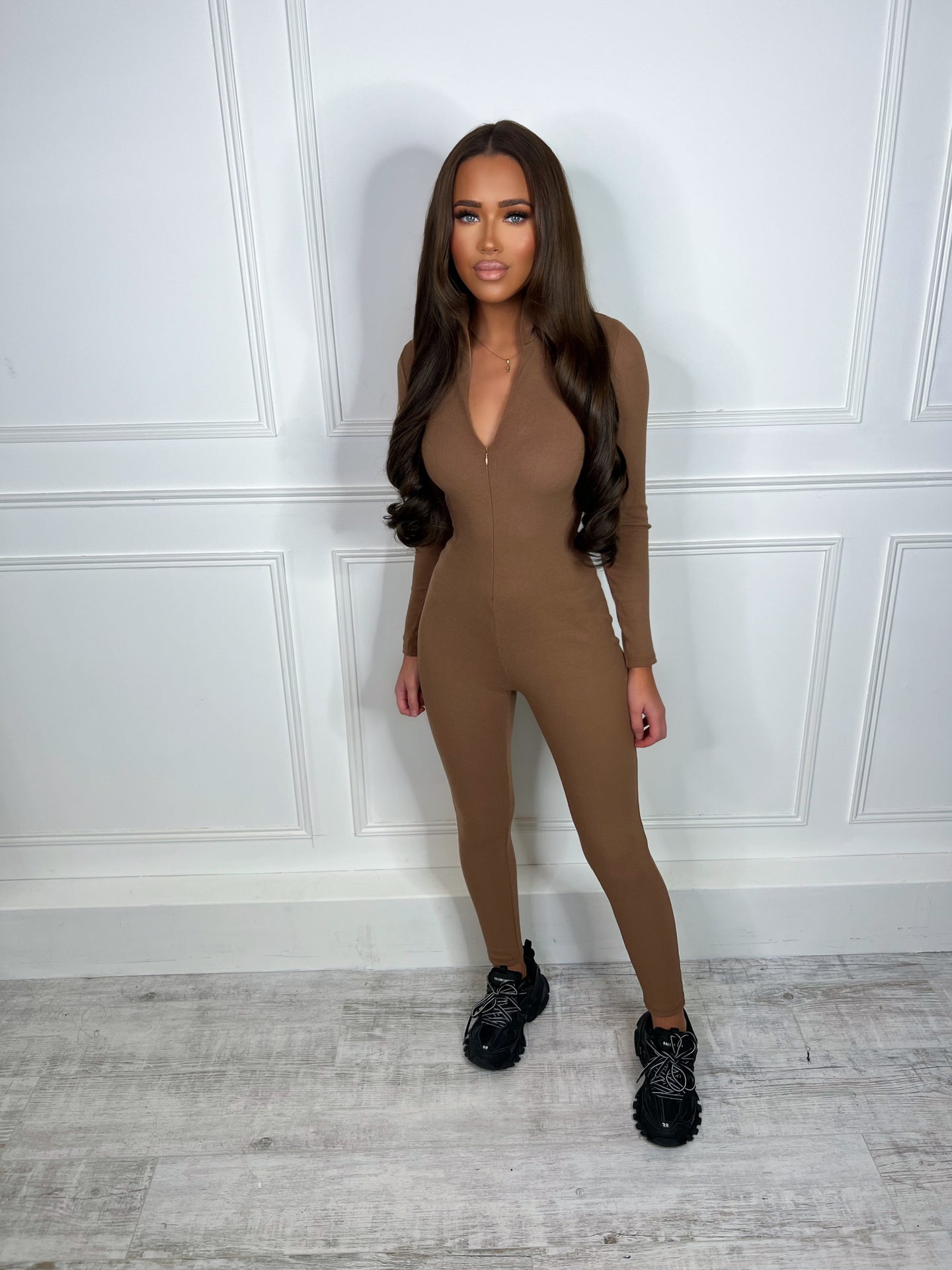 CALI ribbed zip up long sleeve jumpsuit BROWN